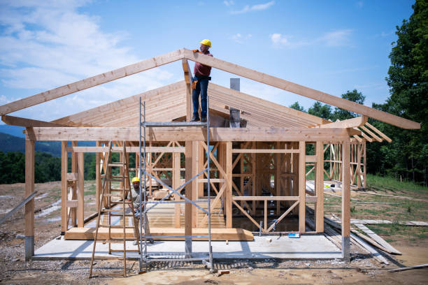 Best Roof Leak Repair  in Chesaning, MI
